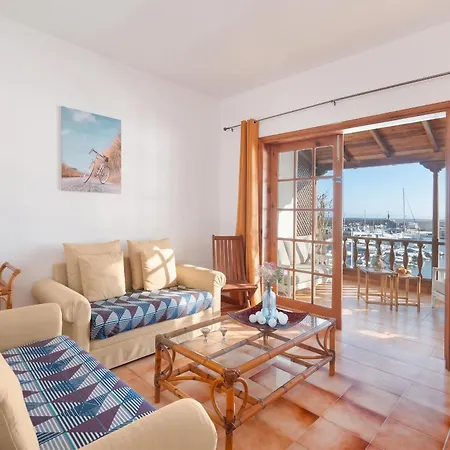 Cozy With Sea View - 70 M² Apartment